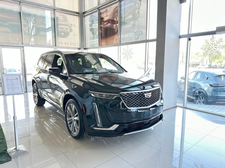 CADILLAC  XT6 SUPER LUXURY