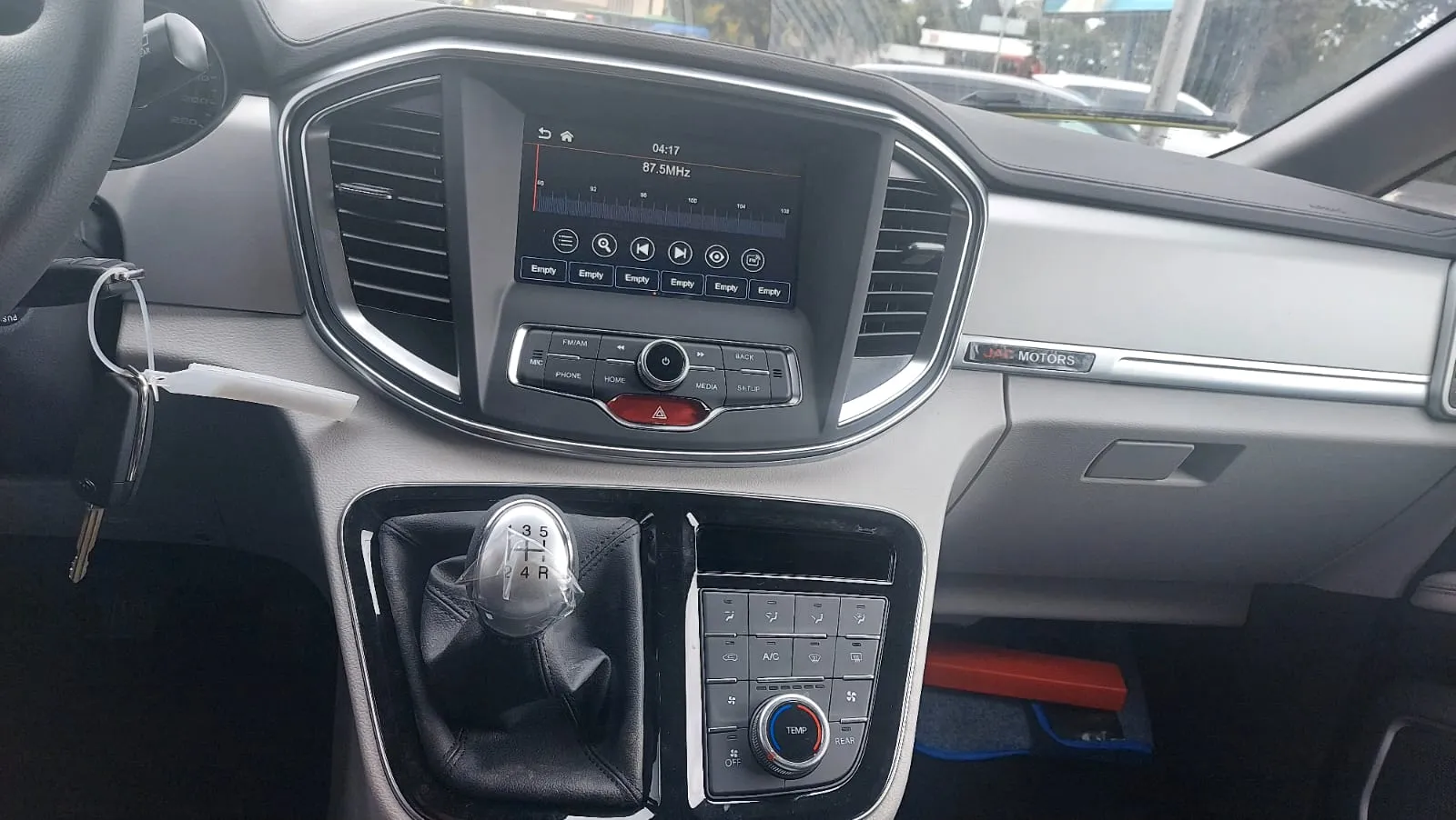 JAC M4 11 seats
