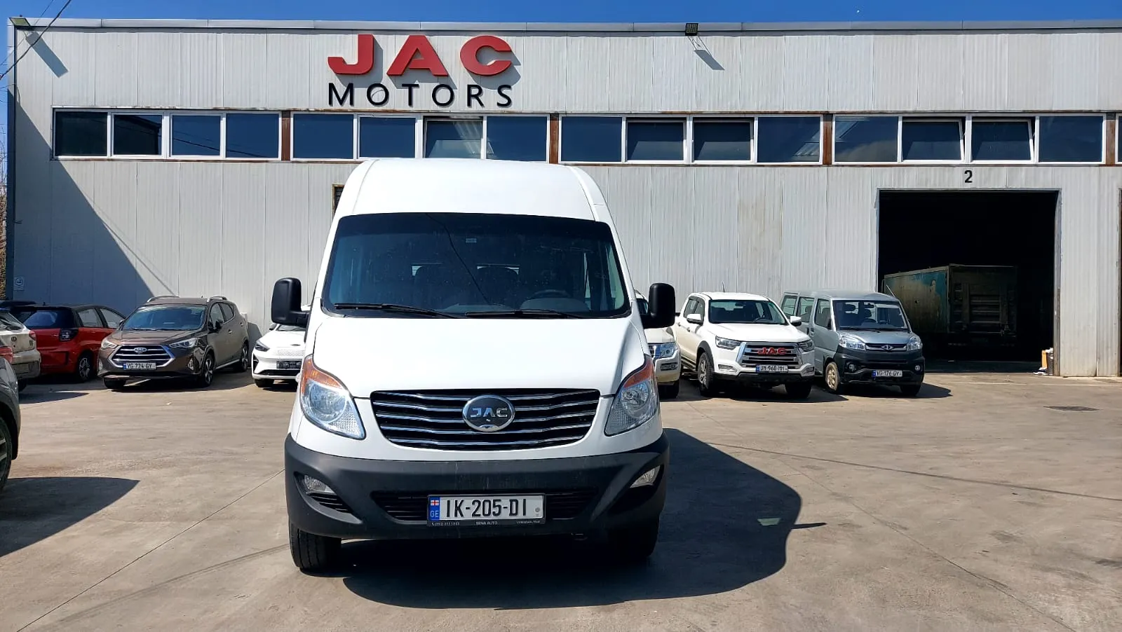 JAC SUNRAY 18 seats