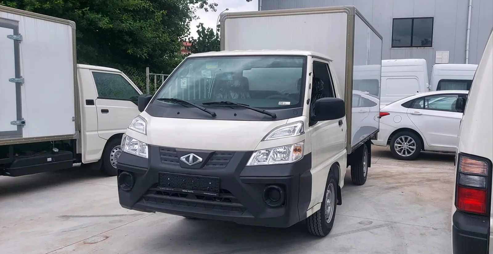CMC/ MITSUBISHI D270 BOX