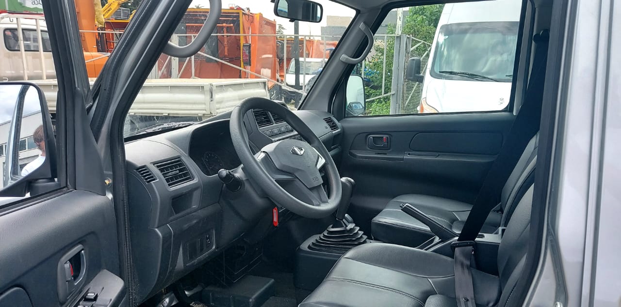 CMC/ MITSUBISHI SUPER VERYCA VAN 4X4