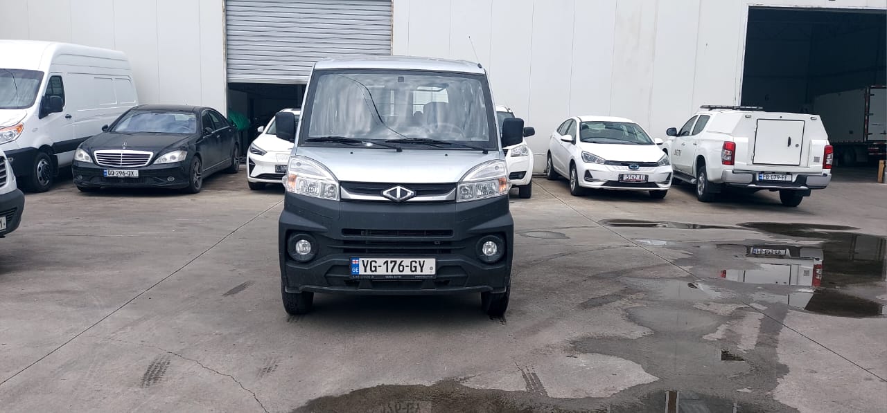 CMC/ MITSUBISHI SUPER VERYCA VAN 4X4