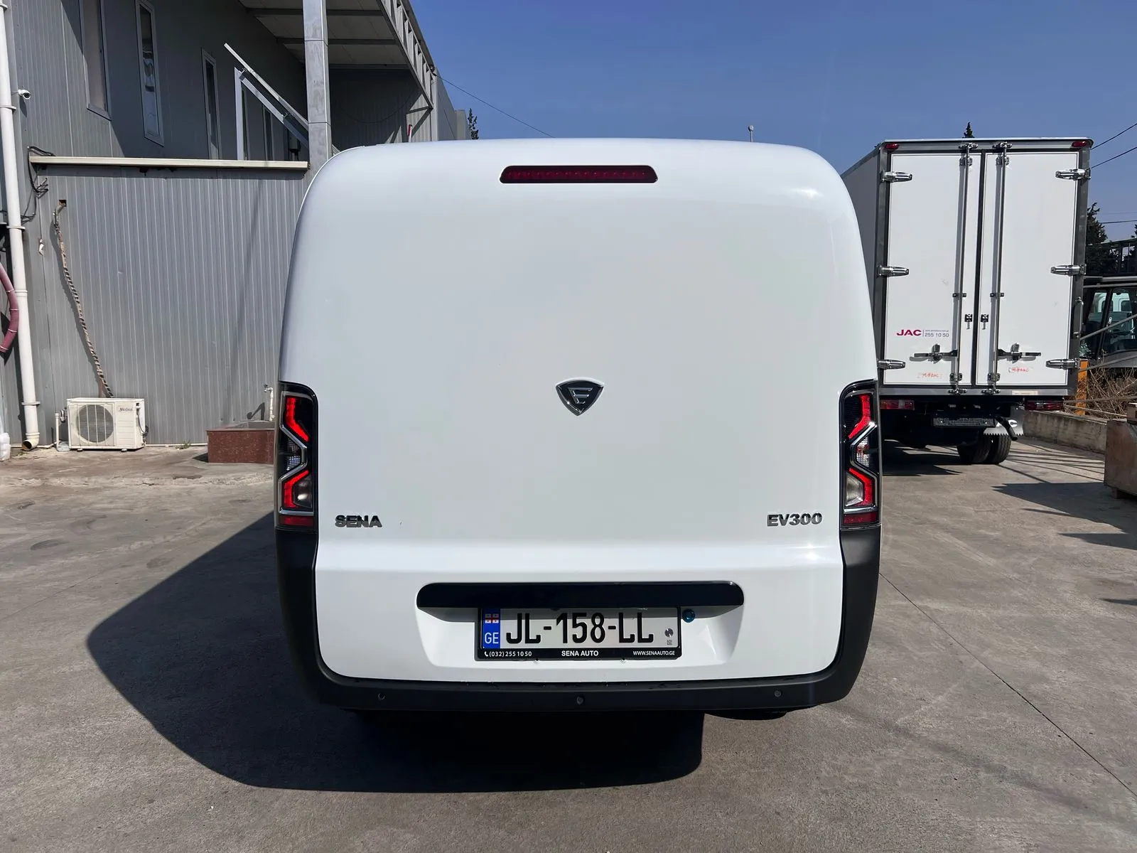 SENA EV300 VAN CARGO