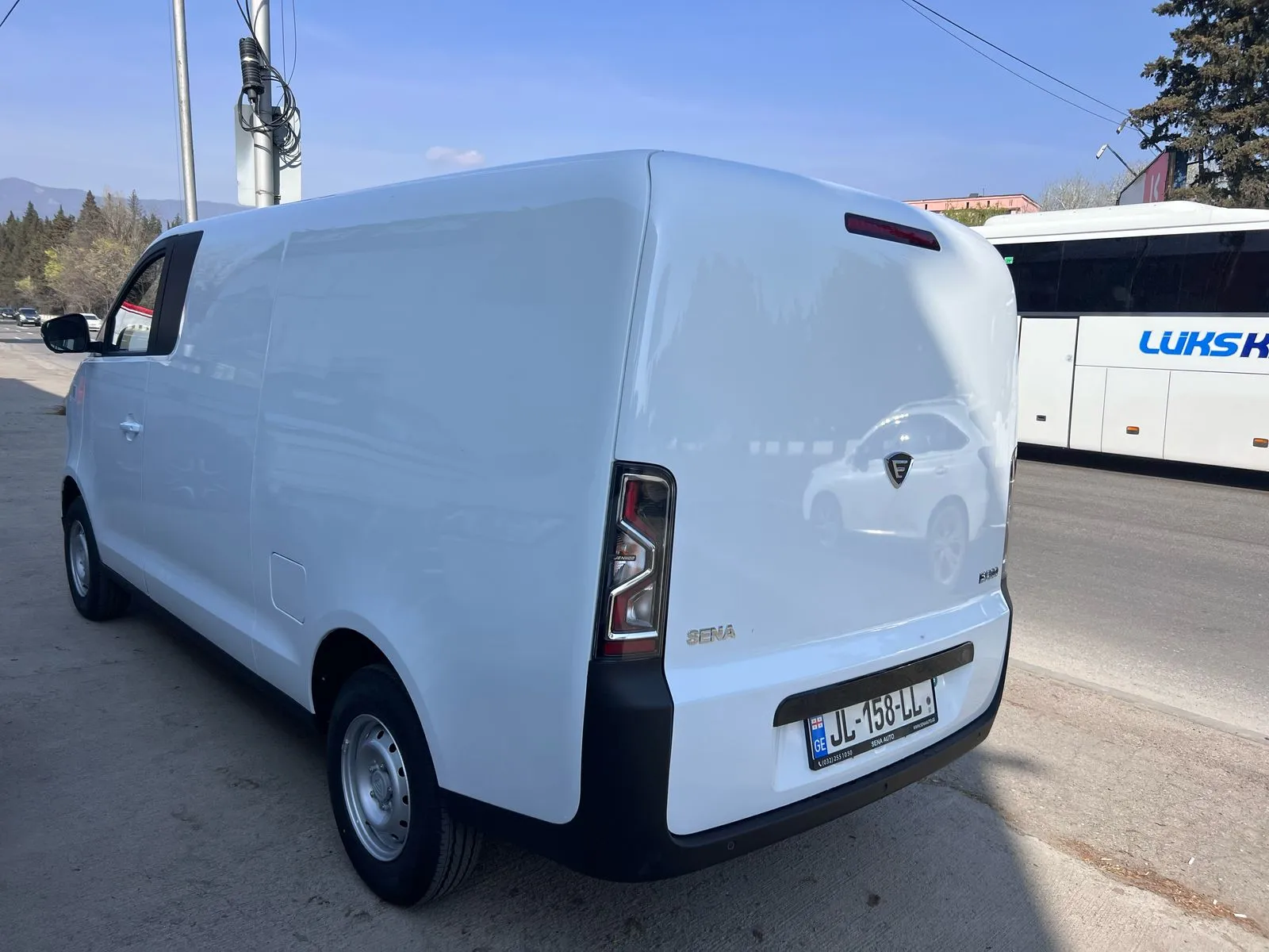 SENA EV300 VAN CARGO