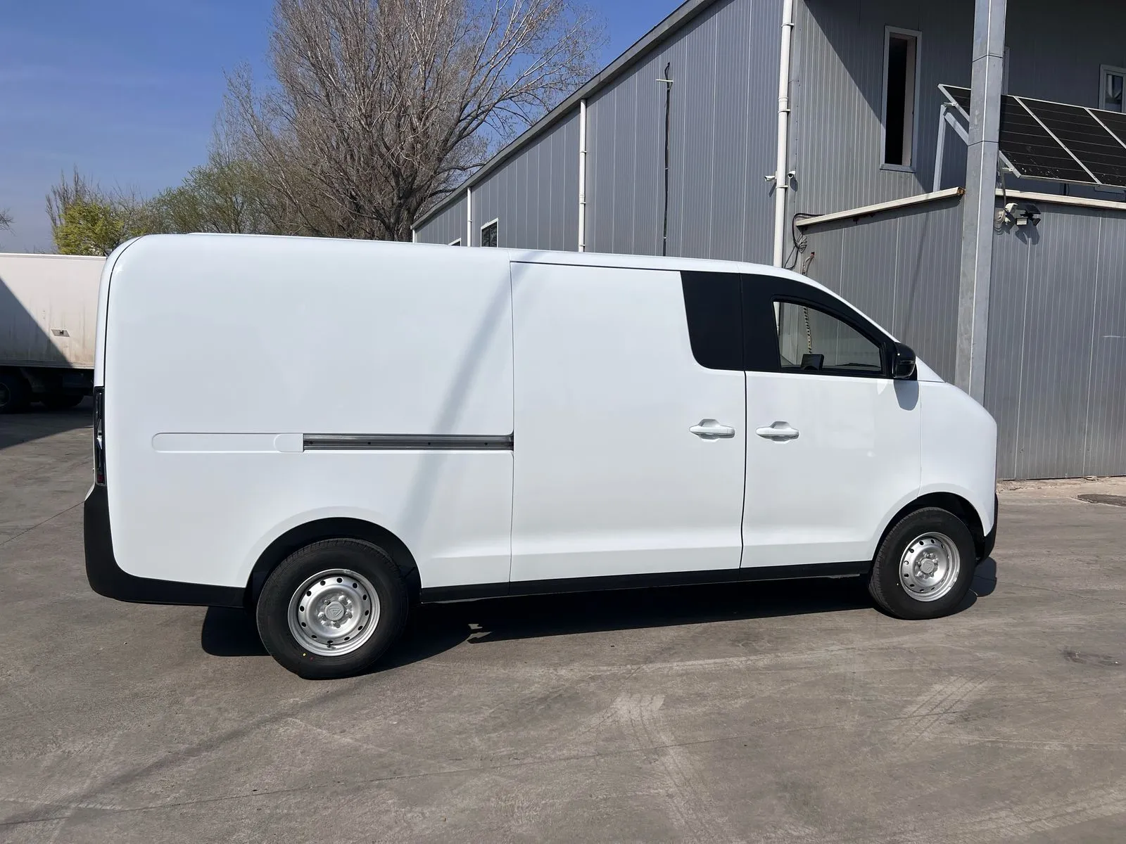 SENA EV300 VAN CARGO