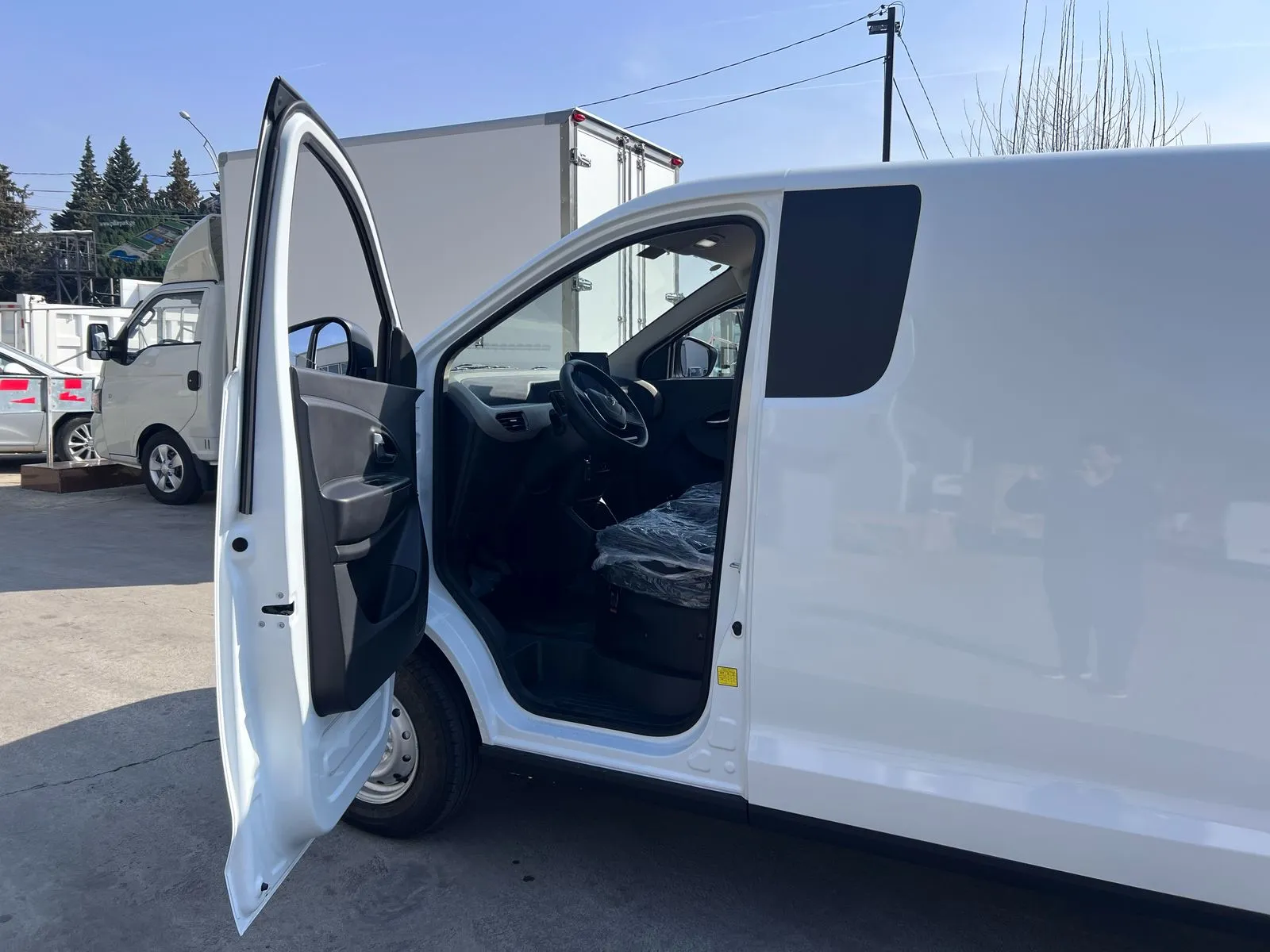 SENA EV300 VAN CARGO