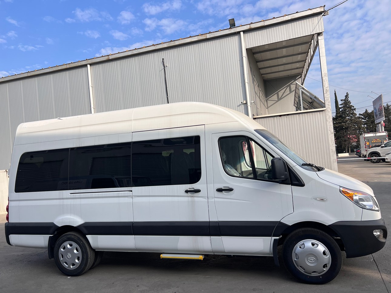 JAC SUNRAY DISABLED VAN 7 SEATS
