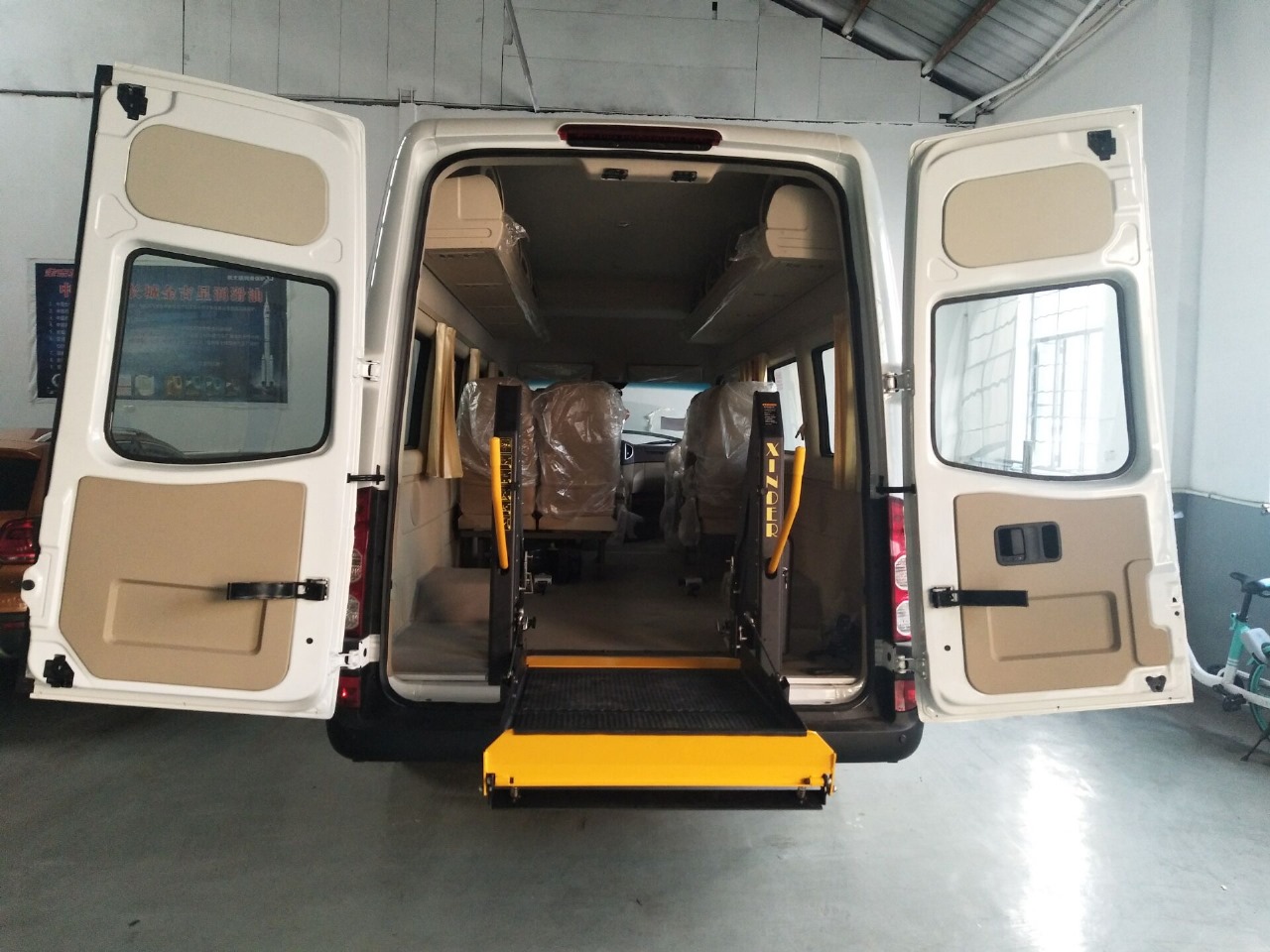 JAC SUNRAY DISABLED VAN 7 SEATS